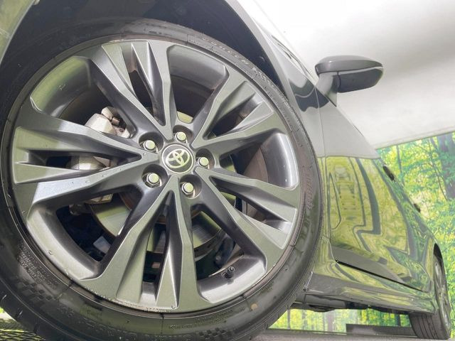 �y�����A���~�z�C�[���z�O�ςɃ}�b�`���������A���~�z�C�[���𑕒����Ă���܂��B�e��ЊO�A���~�z�C�[����A�X�^�b�h���X�^�C�����戵�����Ă���܂��B���񂲑��k����������