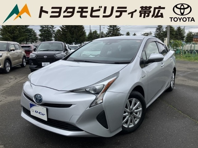 プリウス1.8 S E-Four 4WD