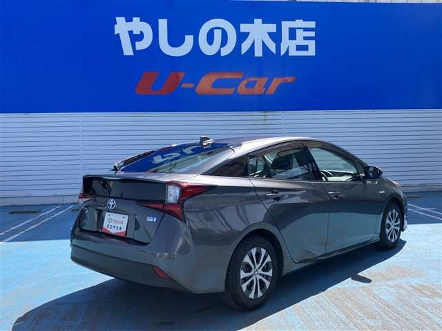 プリウス1.8 A
