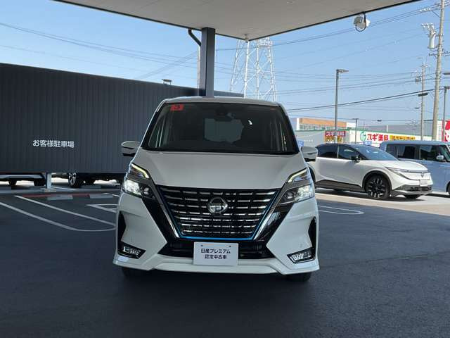 セレナ1.2 e-POWER ハイウェイスターV