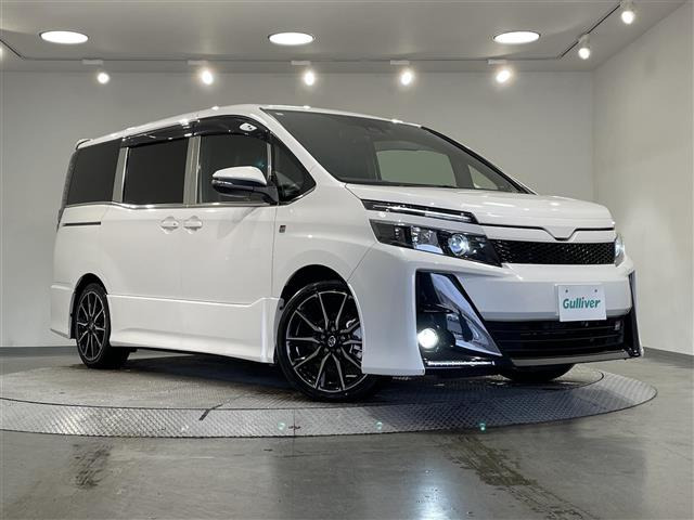 ヴォクシー2.0 ZS GR スポーツ