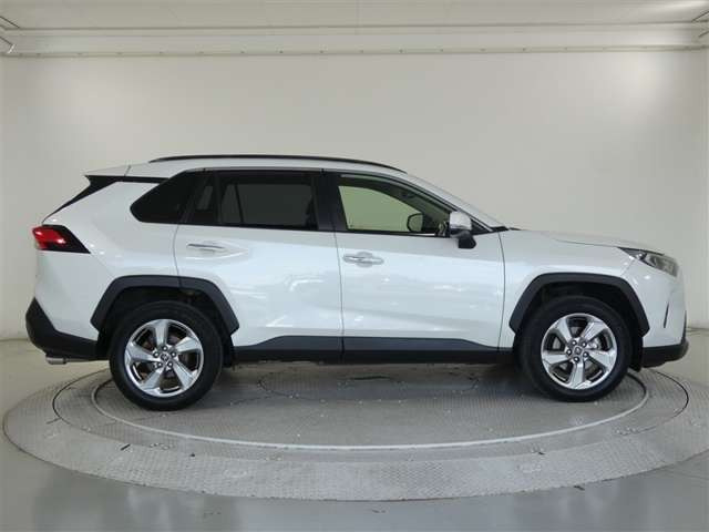 RAV42.5 ハイブリッド G E-Four 4WD