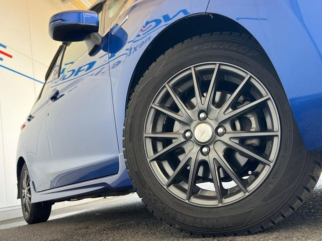 �y15�C���`�A���~�z�C�[���z�O�ςɃ}�b�`�����A���~�z�C�[���𑕒����Ă���܂��B�e��A���~�z�C�[����A�X�^�b�h���X�^�C�����戵�����Ă���܂��B���񂲑��k����������