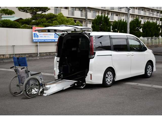 ノア2.0 X ウェルキャブ スロープタイプI 車いす1脚仕様