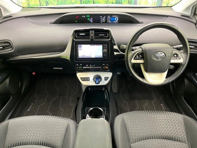プリウス1.8 S セーフティ プラス