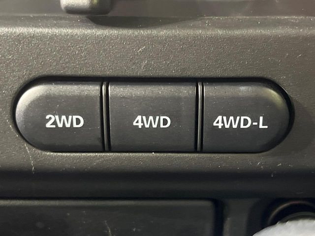 4WD�̂��Ԃł��̂ŁA�ᓹ�ł����S�ł���~��n�n��ɂ��Z�܂��̕��ȊO�ɂ��A�E�B���^�[�X�|�[�c����̕���~��n��֋A�Ȃ����@�������ɂ���������!