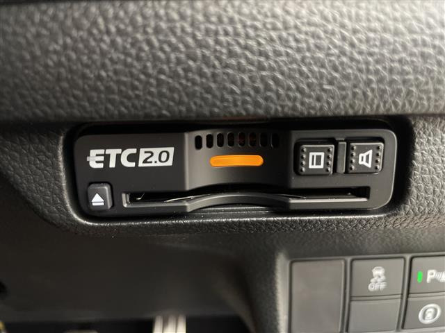 シビックタイプR2.0 レーシング ブラックパッケージ