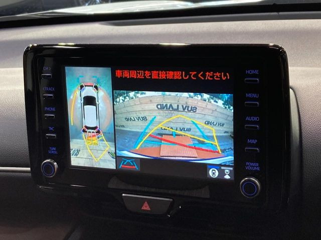 【パノラミックビューモニター】専用のカメラにより、上から見下ろしたような視点で360度クルマの周囲を確認することができます☆死角部分も確認しやすく、狭い場所での切り返しや駐車もスムーズに行えます。