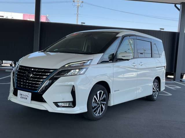 セレナ1.2 e-POWER ハイウェイスターV