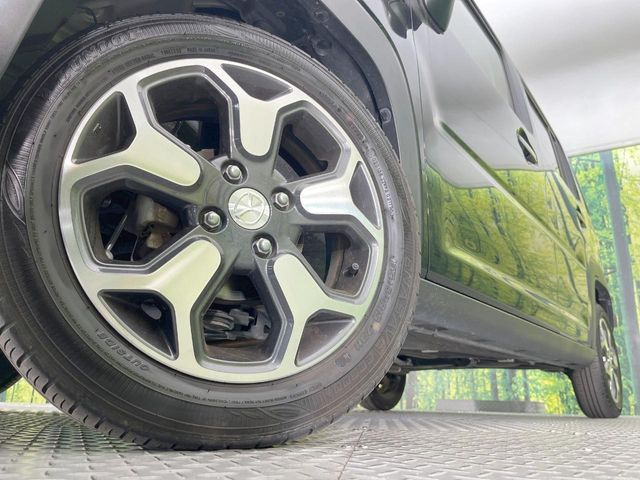 �y�����A���~�z�C�[���z�O�ςɃ}�b�`���������A���~�z�C�[���𑕒����Ă���܂��B�e��ЊO�A���~�z�C�[����A�X�^�b�h���X�^�C�����戵�����Ă���܂��B���񂲑��k����������