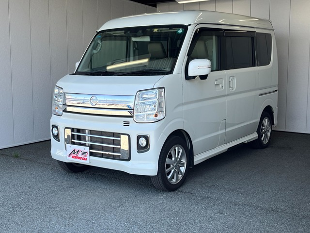 NV100�N���b�p�[���I�i���Y�jG �n�C���[�t 4WD�@HID���C�g �����d���X���C�h�h�A ���Îԉ摜