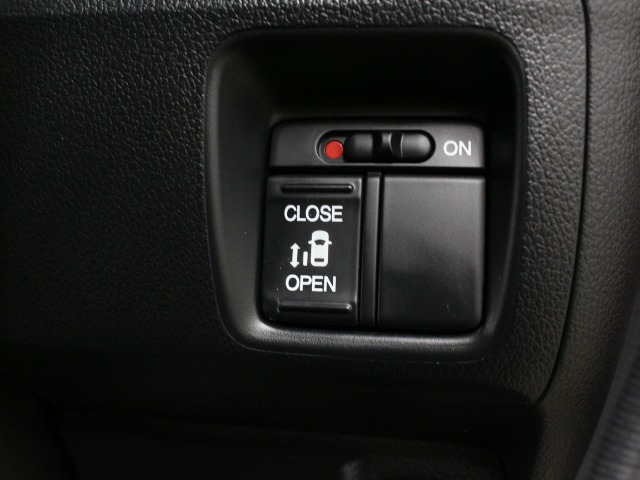 N-BOXカスタムG Lパッケージ 4WD