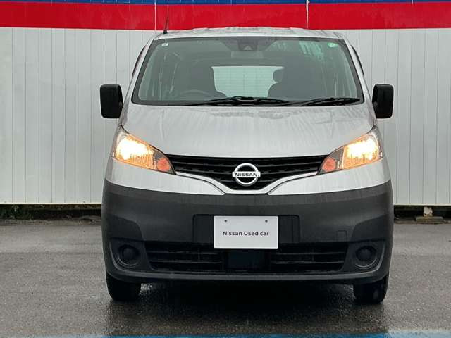 NV200バネットバン1.6 DX