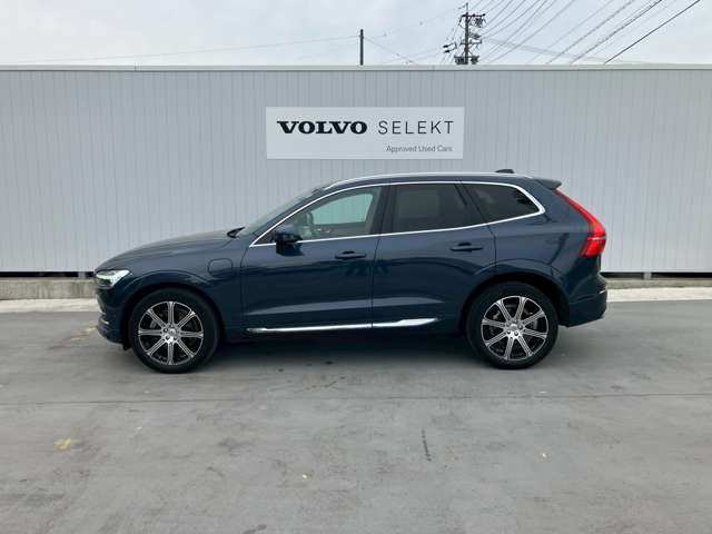 XC60リチャージ PHEV T8 AWD インスクリプション 4WD