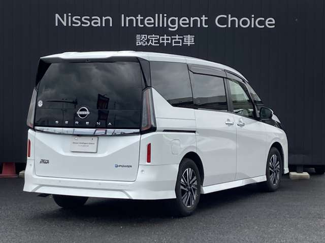 セレナ1.4 e-POWER ハイウェイスターV