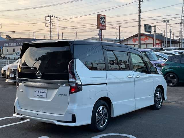セレナ1.2 e-POWER ハイウェイスターV
