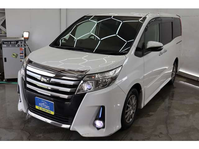 ご予約いただければ室内でのご商談も可能です♪ 天候に左右されずゆっくりとお車を確認することができますので来店前にお申し付けください♪