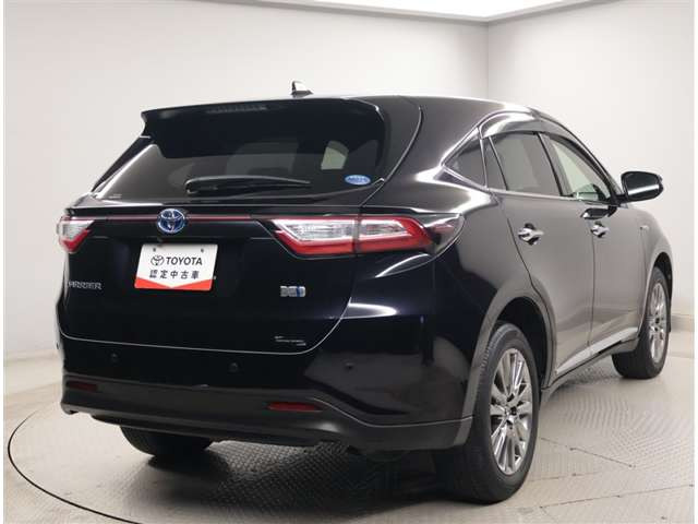 ハリアー2.5 ハイブリッド E-Four プレミアム メタル アンド レザーパッケージ 4WD