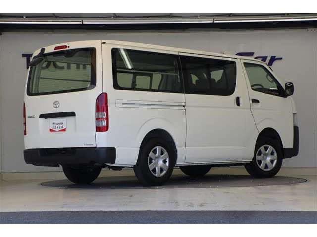 ハイエースバン2.8 DX ロング ディーゼル 4WD