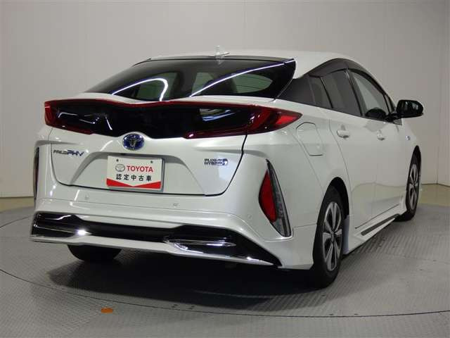 プリウスPHV1.8 A