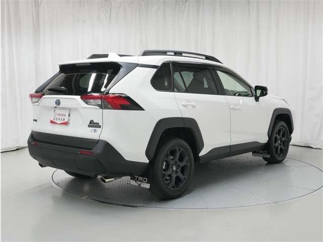 RAV42.5 ハイブリッド アドベンチャー オフロードパッケージ II E-Four 4WD
