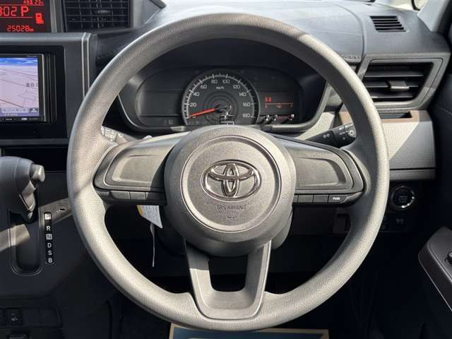 ルーミー1.0 X 4WD
