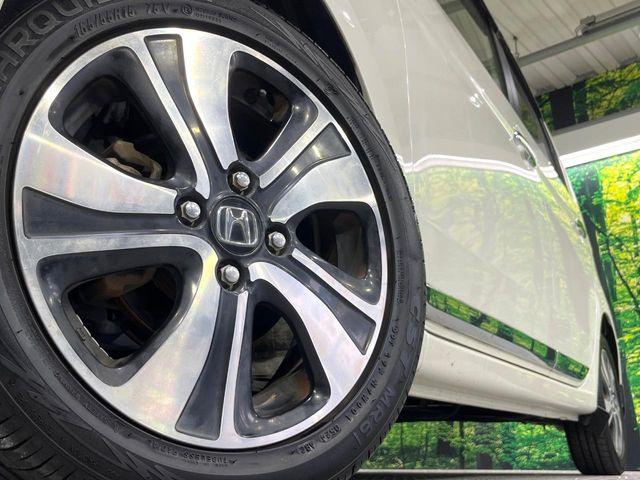 �y����15�C���`�A���~�z�C�[���z�O�ςɃ}�b�`���������A���~�z�C�[���𑕒����Ă���܂��B�e��ЊO�A���~�z�C�[����A�X�^�b�h���X�^�C�����戵�����Ă���܂��B���񂲑��k����������