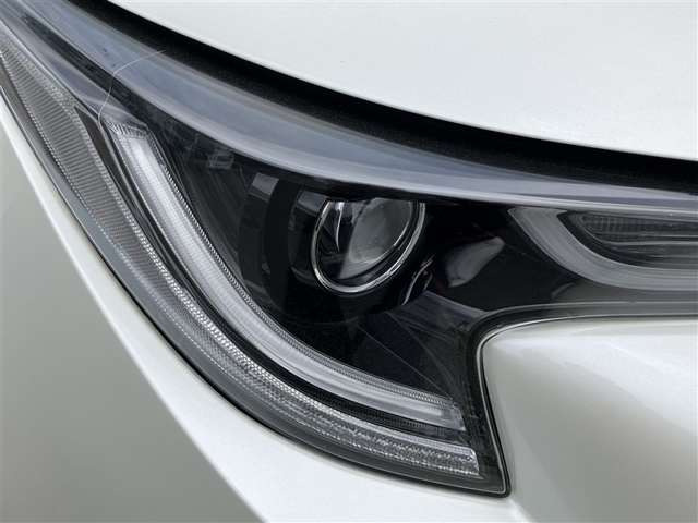 カローラスポーツ1.2 GZ 4WD