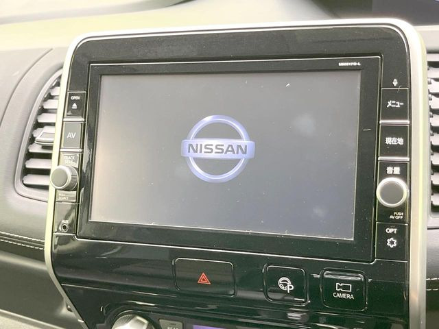 セレナ2.0 ハイウェイスター Vセレクション
