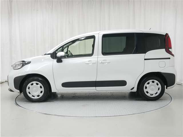 シエンタハイブリッド 1.5 G E-Four 4WD