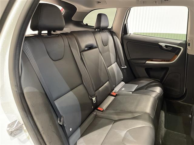 XC60D4 クラシック ディーゼル