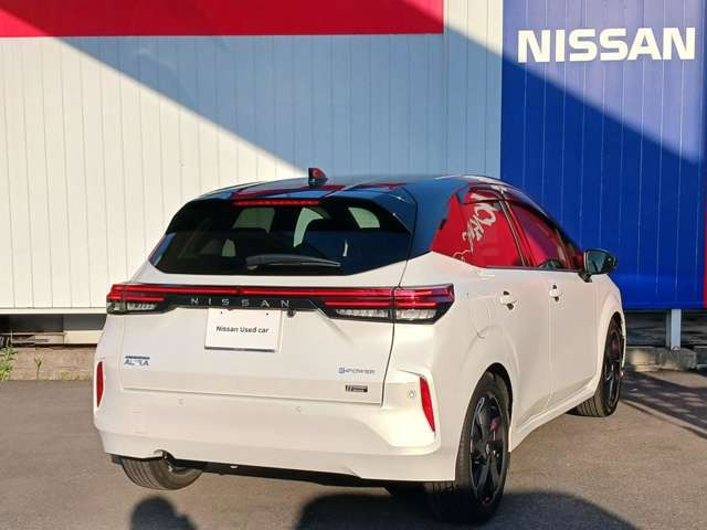 ノートオーラ1.2 G レザーエディション
