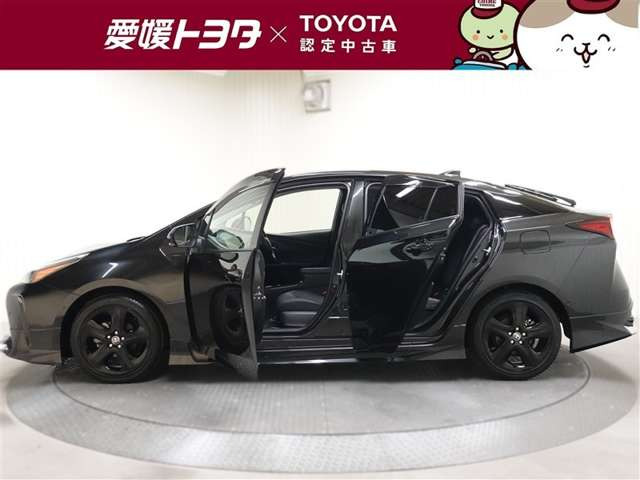 プリウス1.8 A ツーリングセレクション ブラックエディション