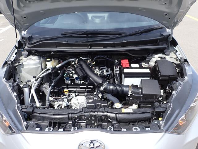 エンジンルームもきれいですよ。機関機構系も良好です。納車前に点検整備も行います。エンジンオイル・オイルフィルター・エアコンフィルター・ワイパーゴムは必ず交換致します。