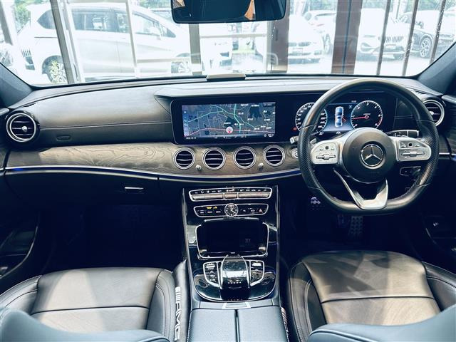 EクラスE220d アバンギャルド AMGライン