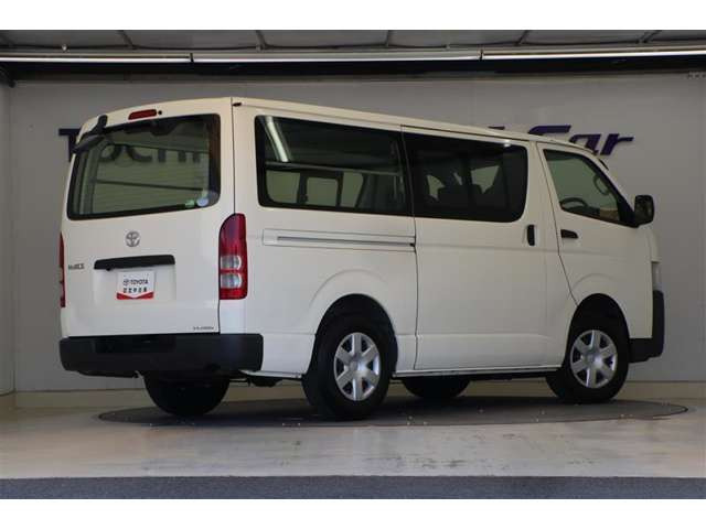 ハイエースバン2.8 DX ロング ディーゼル 4WD