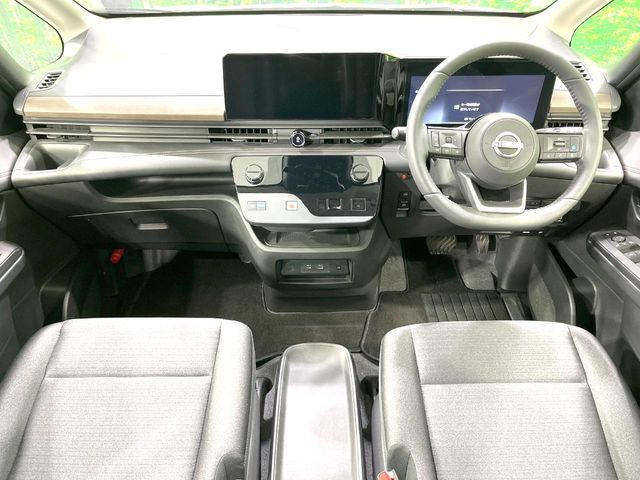 セレナ1.4 e-POWER ハイウェイスターV