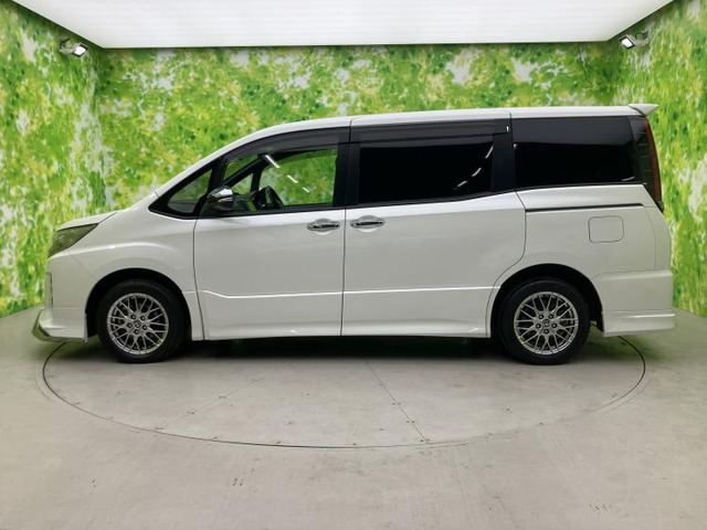 ノア1.8 ハイブリッド Si W×B III