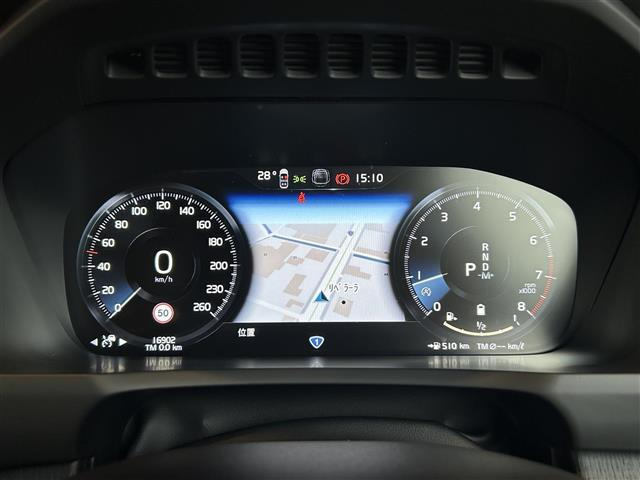 XC90B6 AWD インスクリプション 4WD