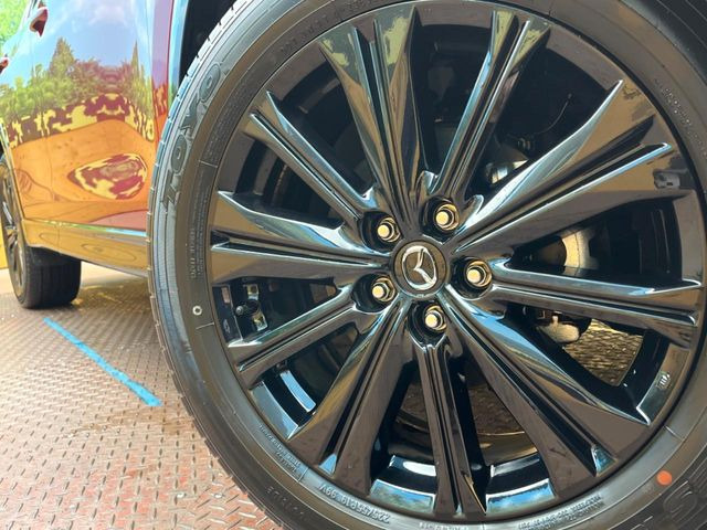 �y����19�C���`�A���~�z�C�[���z�O�ςɃ}�b�`���������A���~�z�C�[���𑕒����Ă���܂��B�e��ЊO�A���~�z�C�[����A�X�^�b�h���X�^�C�����戵�����Ă���܂��B���񂲑��k����������