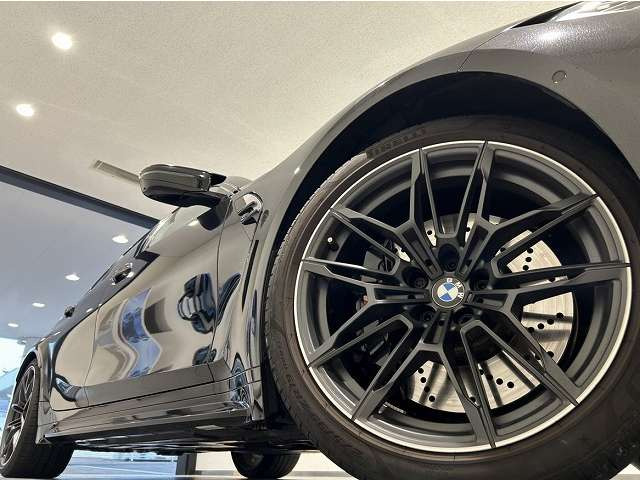M3セダン