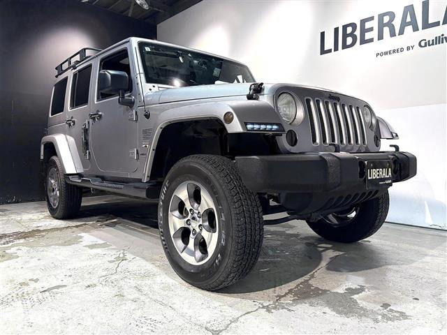 ラングラーアンリミテッド サハラ 4WD