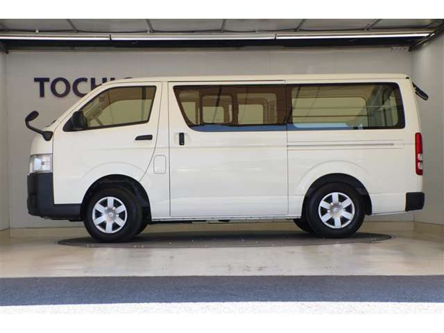ハイエースバン2.8 DX ロング ディーゼル 4WD