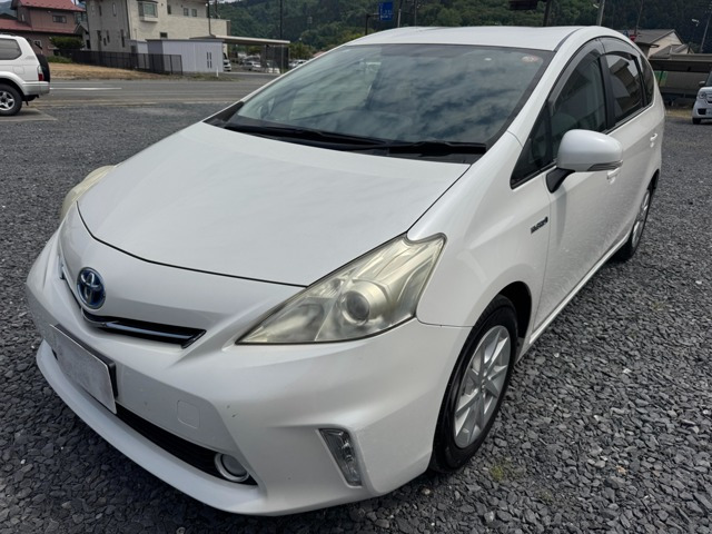 プリウスα1.8 S