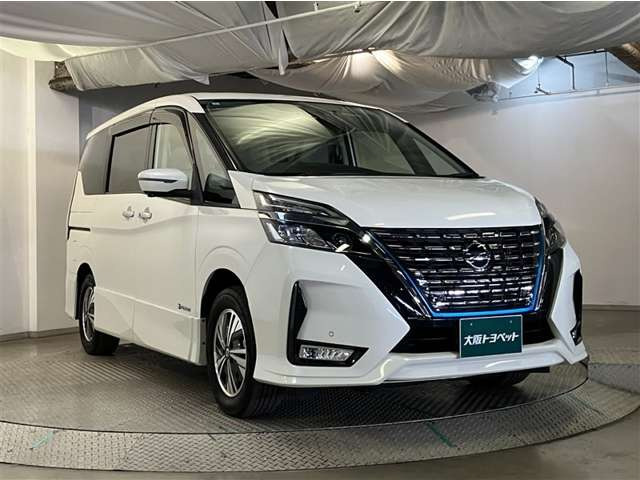 セレナ1.2 e-POWER ハイウェイスターV