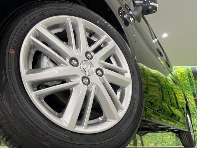 �y����15�C���`�A���~�z�C�[���z�O�ςɃ}�b�`���������A���~�z�C�[���𑕒����Ă���܂��B�e��ЊO�A���~�z�C�[����A�X�^�b�h���X�^�C�����戵�����Ă���܂��B���񂲑��k����������