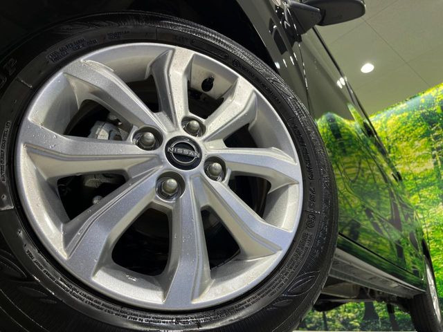�y����14�C���`�A���~�z�C�[���z�O�ςɃ}�b�`���������A���~�z�C�[���𑕒����Ă���܂��B�e��ЊO�A���~�z�C�[����A�X�^�b�h���X�^�C�����戵�����Ă���܂��B���񂲑��k����������