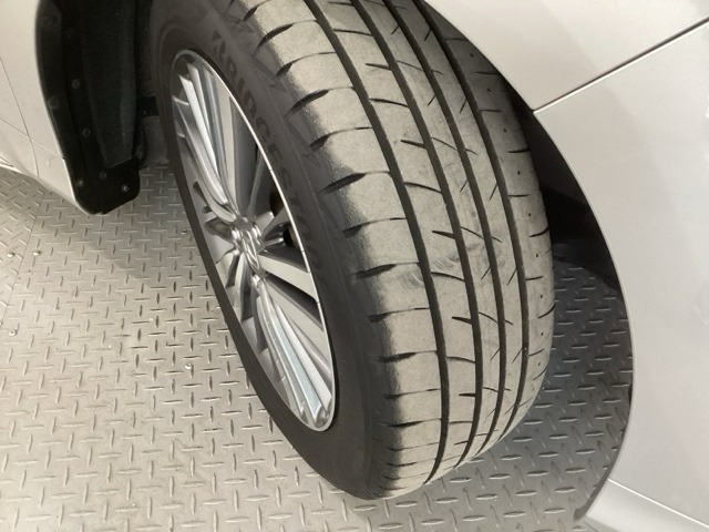 オデッセイ2.4 アブソルート EX ホンダ センシング
