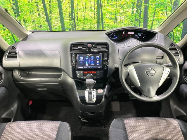セレナ2.0 ハイウェイスター Vセレクション+Safety S-HYBRID