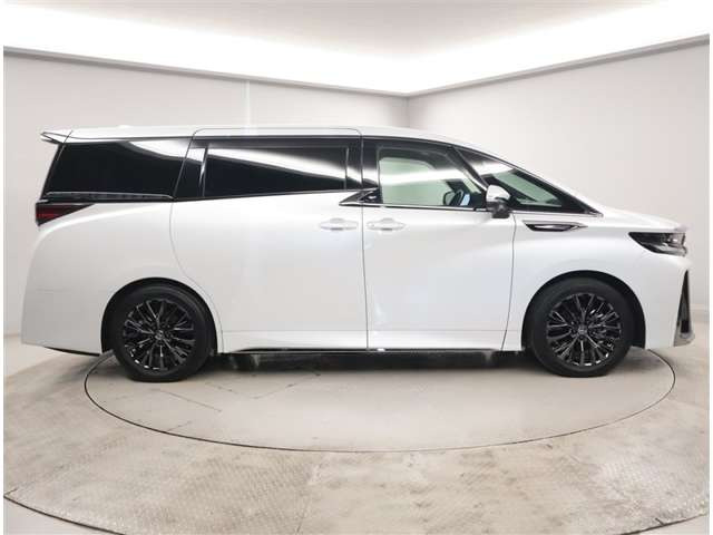 ヴェルファイアハイブリッド 2.5 Z プレミア E-Four 4WD